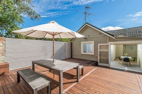Photo of property in 74 Para Street, Miramar, Wellington, 6022