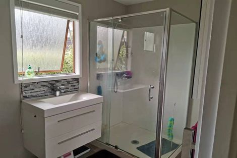 Photo of property in 49 Lavery Place, Sunnynook, Auckland, 0632