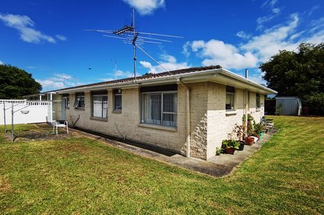 Photo of property in 1/6 Hemsway Place, Sunnyhills, Auckland, 2010
