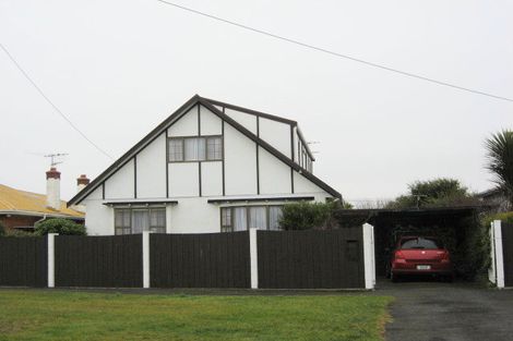 Photo of property in 66 Royal Crescent, Saint Kilda, Dunedin, 9012