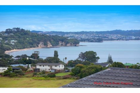 Photo of property in 62 Stanmore Bay Road, Stanmore Bay, Whangaparaoa, 0932
