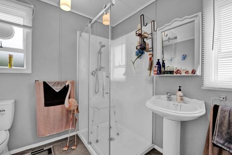 Photo of property in 6 Galt Street, Hawera, 4610