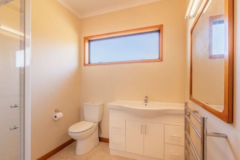 Photo of property in 39 Main Rd Clive, Clive, 4102