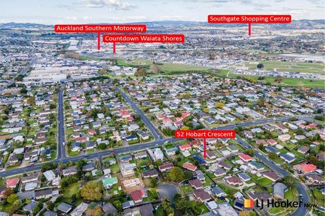 Photo of property in 52 Hobart Crescent, Wattle Downs, Auckland, 2103