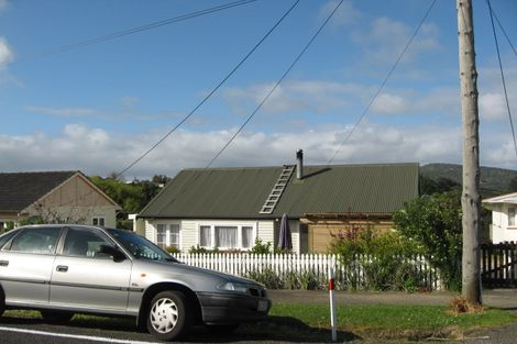 Photo of property in 52 Mcentee Road, Waitakere, Auckland, 0816