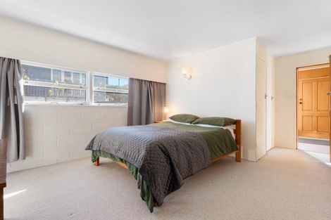 Photo of property in 15 Jaemont Avenue, Te Atatu South, Auckland, 0610
