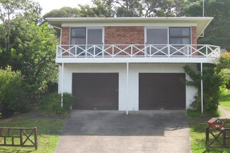 Photo of property in 58 Ayton Drive, Totara Vale, Auckland, 0629