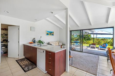 Photo of property in 204 Fishlock Road, Te Arai, Wellsford, 0974