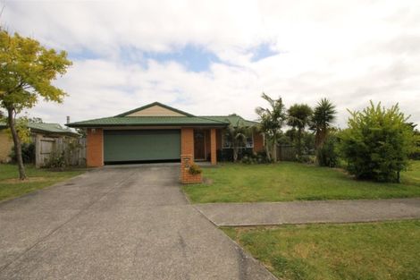 Photo of property in 69 Medvale Avenue, Flat Bush, Auckland, 2019