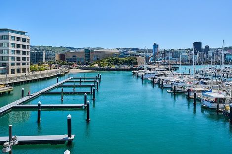 Photo of property in Clyde Quay Wharf, 2d/1 Clyde Quay Wharf, Te Aro, Wellington, 6011