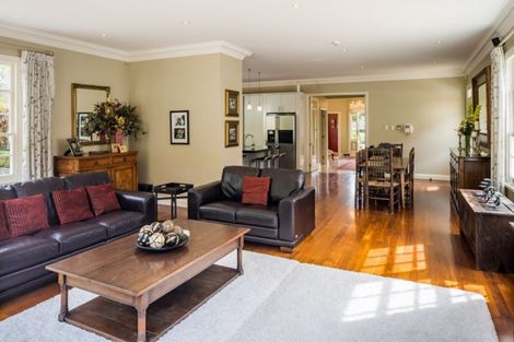 Photo of property in 60 Cheviot Road, Lowry Bay, Lower Hutt, 5013