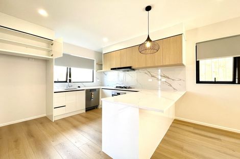 Photo of property in 6 Vanbrugh Place, Bucklands Beach, Auckland, 2014