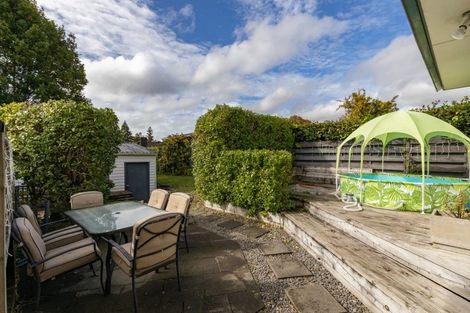 Photo of property in 1 Cedar Place, Hillcrest, Hamilton, 3216