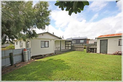 Photo of property in 22 Edinburgh Terrace, Foxton Beach, Foxton, 4815