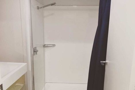 Photo of property in Empire Apartments, 1520/21 Whitaker Place, Grafton, Auckland, 1010