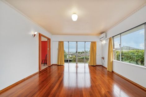 Photo of property in 121 Udys Road, Pakuranga, Auckland, 2010