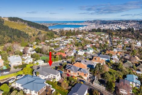 Photo of property in 105 Signal Hill Road, Opoho, Dunedin, 9010