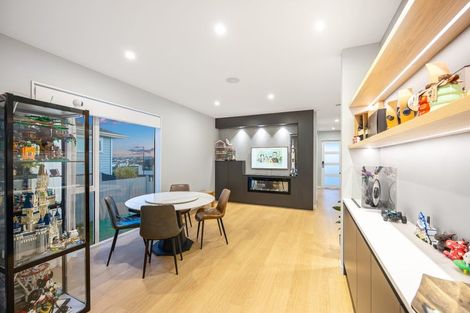 Photo of property in 14 Davey Crescent, Orewa, 0931