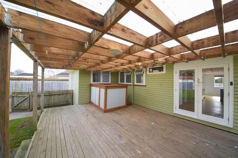 Photo of property in 8 Bradford Place, Awapuni, Palmerston North, 4412