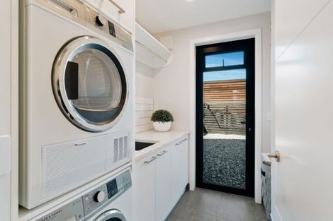 Photo of property in 47a Mcadam Drive, Jacks Point, Queenstown, 9371