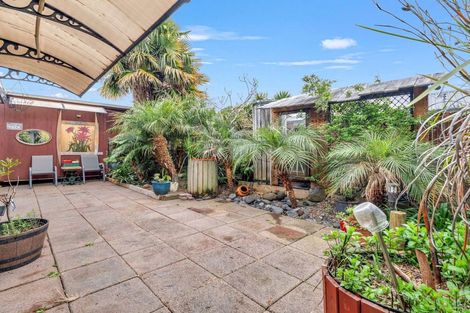 Photo of property in 2 Saxon Woods Drive, Rototuna North, Hamilton, 3210