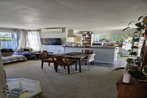 Photo of property in 56 Banbury Crescent, Fairfield, Hamilton, 3214