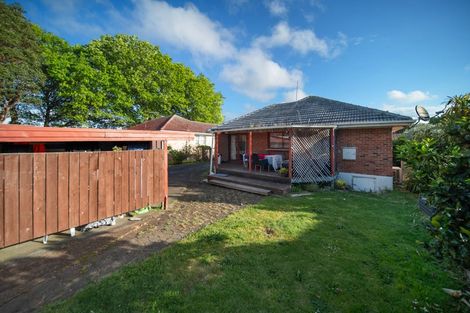 Photo of property in 63 Hallberry Road, Mangere East, Auckland, 2024