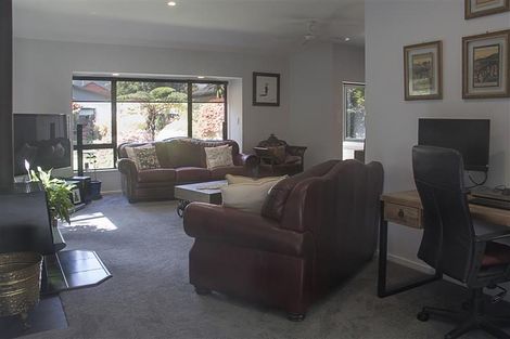 Photo of property in 56 Awanui Drive, Waikanae, 5036