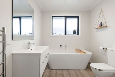 Photo of property in 328 Warburton Crescent, Te Awamutu, 3800