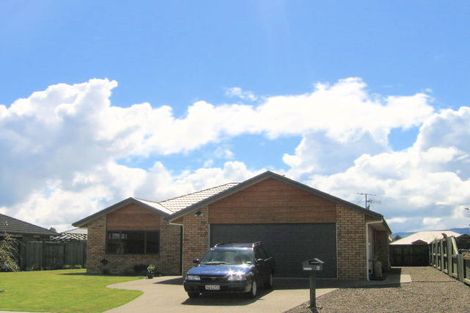 Photo of property in 6 Frame Place, Owhata, Rotorua, 3010