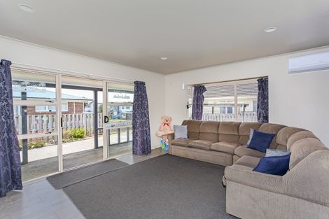 Photo of property in 8b Blair Avenue, Pukekohe, 2120