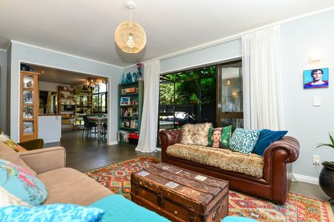 Photo of property in 28 Cooper Place, Chedworth, Hamilton, 3210