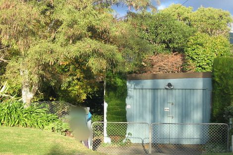 Photo of property in 16 Moana Road, Paraparaumu, 5032