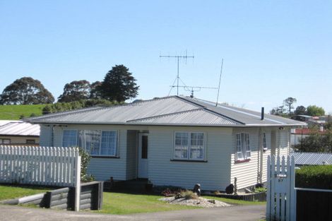 Photo of property in 87 Kimihia Road, Huntly, 3700