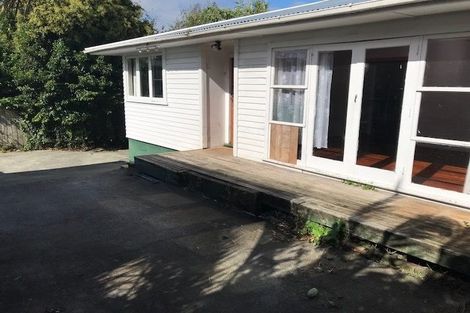 Photo of property in 68a Flanshaw Road, Te Atatu South, Auckland, 0610