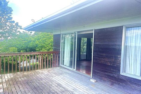 Photo of property in 7 Chatsworth Crescent, Pakuranga Heights, Auckland, 2010