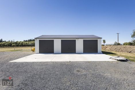 Photo of property in 601 Cemetery Road, Sanson, Palmerston North, 4479