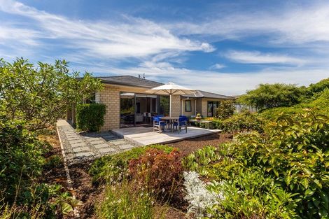 Photo of property in 4 Pateke Way, Paraparaumu Beach, Paraparaumu, 5032