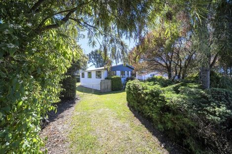 Photo of property in 221 Milford Road, Te Anau, 9600