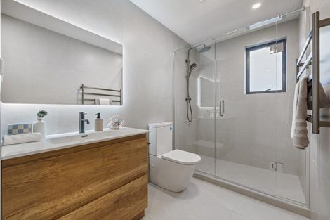 Photo of property in 4d Mahogany Street, Westgate, 0814