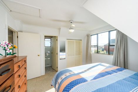 Photo of property in 68 Pencarrow Street, Highbury, Palmerston North, 4412