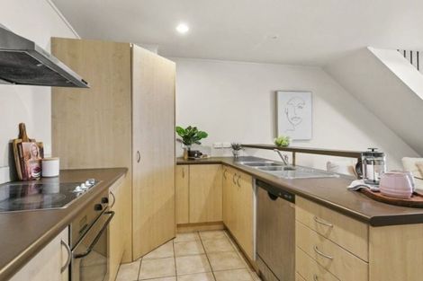 Photo of property in Mendosa Terraces Apartments, 14/9 Ebor Street, Te Aro, Wellington, 6011