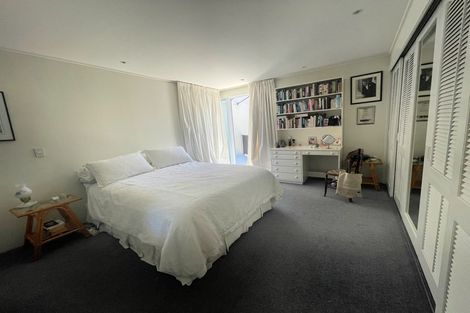 Photo of property in Highwic, 15/32 Hobson Street, Thorndon, Wellington, 6011