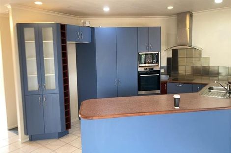 Photo of property in 14 Lamia Place, The Gardens, Auckland, 2105