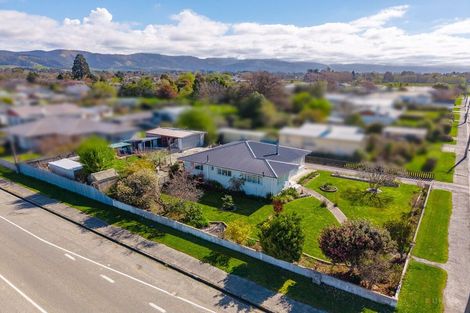 Photo of property in 1 Regent Street, Waimate, 7924