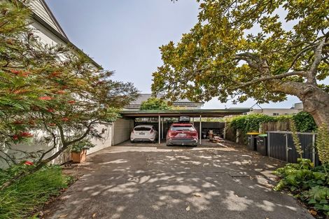 Photo of property in 2/25 Holly Road, St Albans, Christchurch, 8014