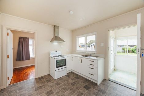 Photo of property in 32 Keeling Street, West End, Palmerston North, 4412