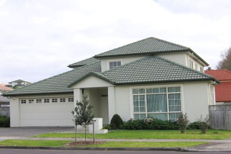 Photo of property in 33 Santa Ana Drive, Dannemora, Auckland, 2016