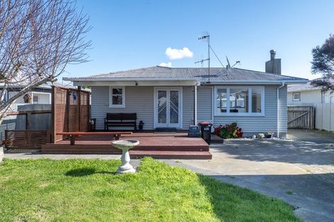 Photo of property in 42 Shackleton Street, Maraenui, Napier, 4110