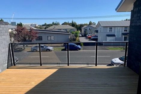 Photo of property in 2/88 Carrington Avenue, Silverdale, Hamilton, 3216